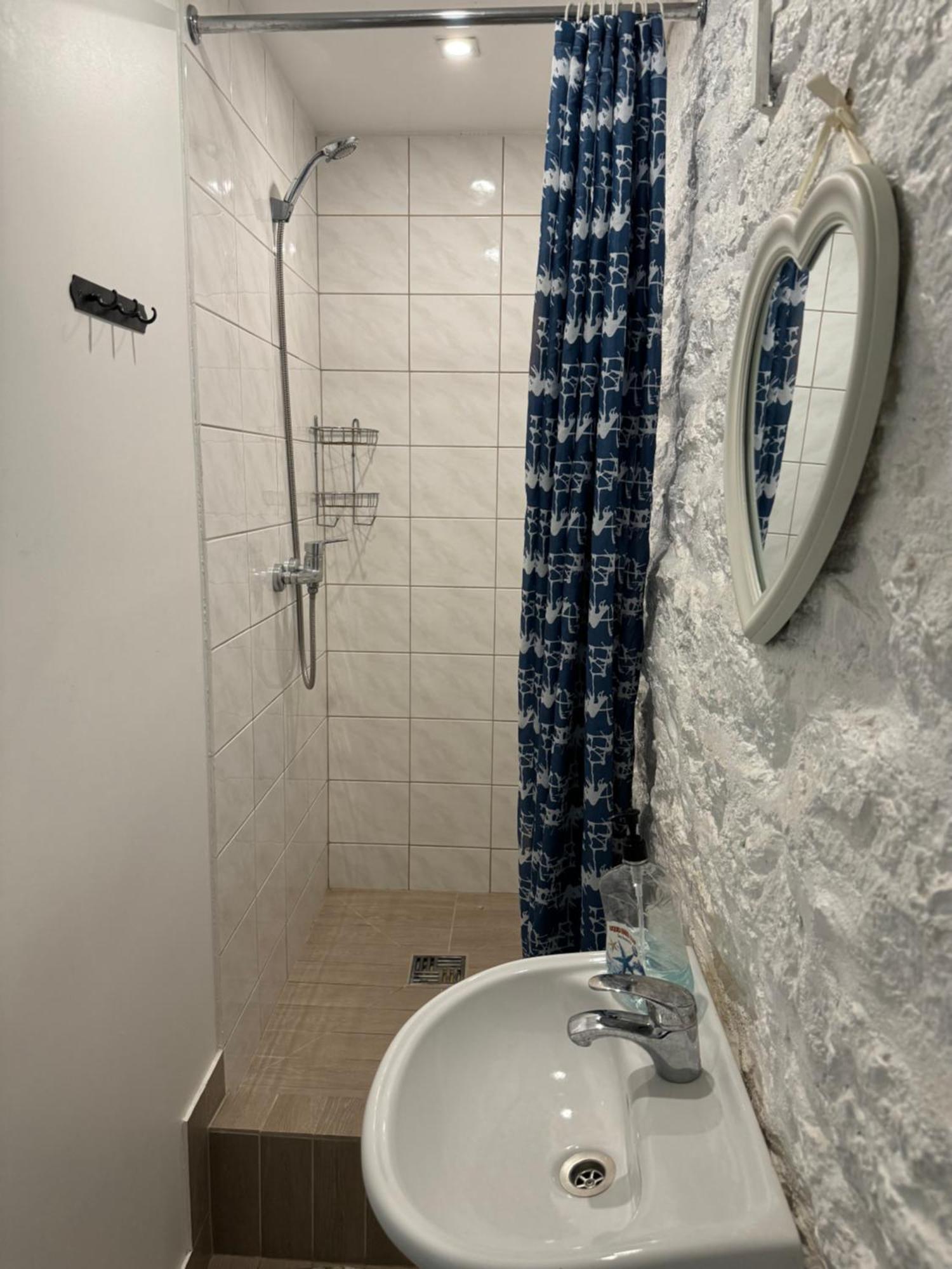 Sueda Hostel Tallinn Bagian luar foto