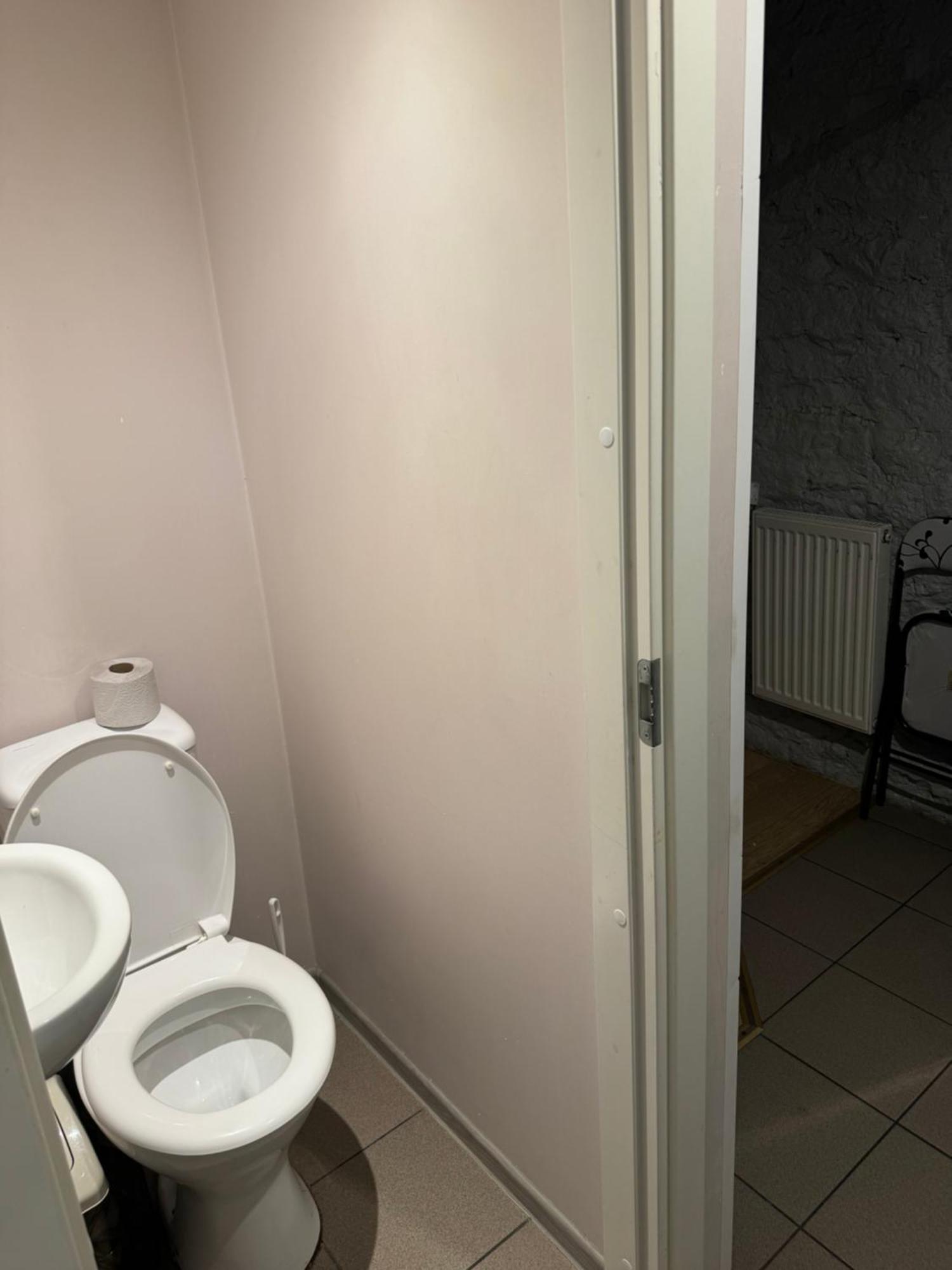 Sueda Hostel Tallinn Bagian luar foto
